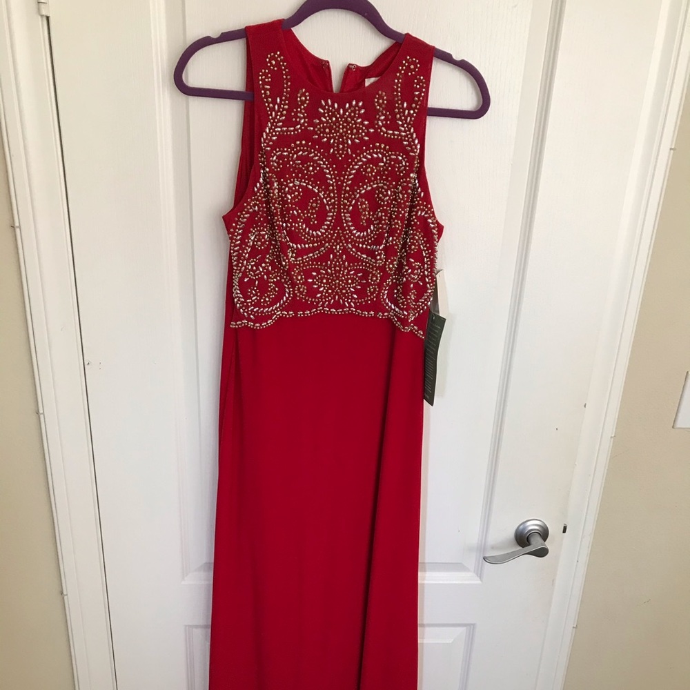 *BRAND NEW* long red formal dress